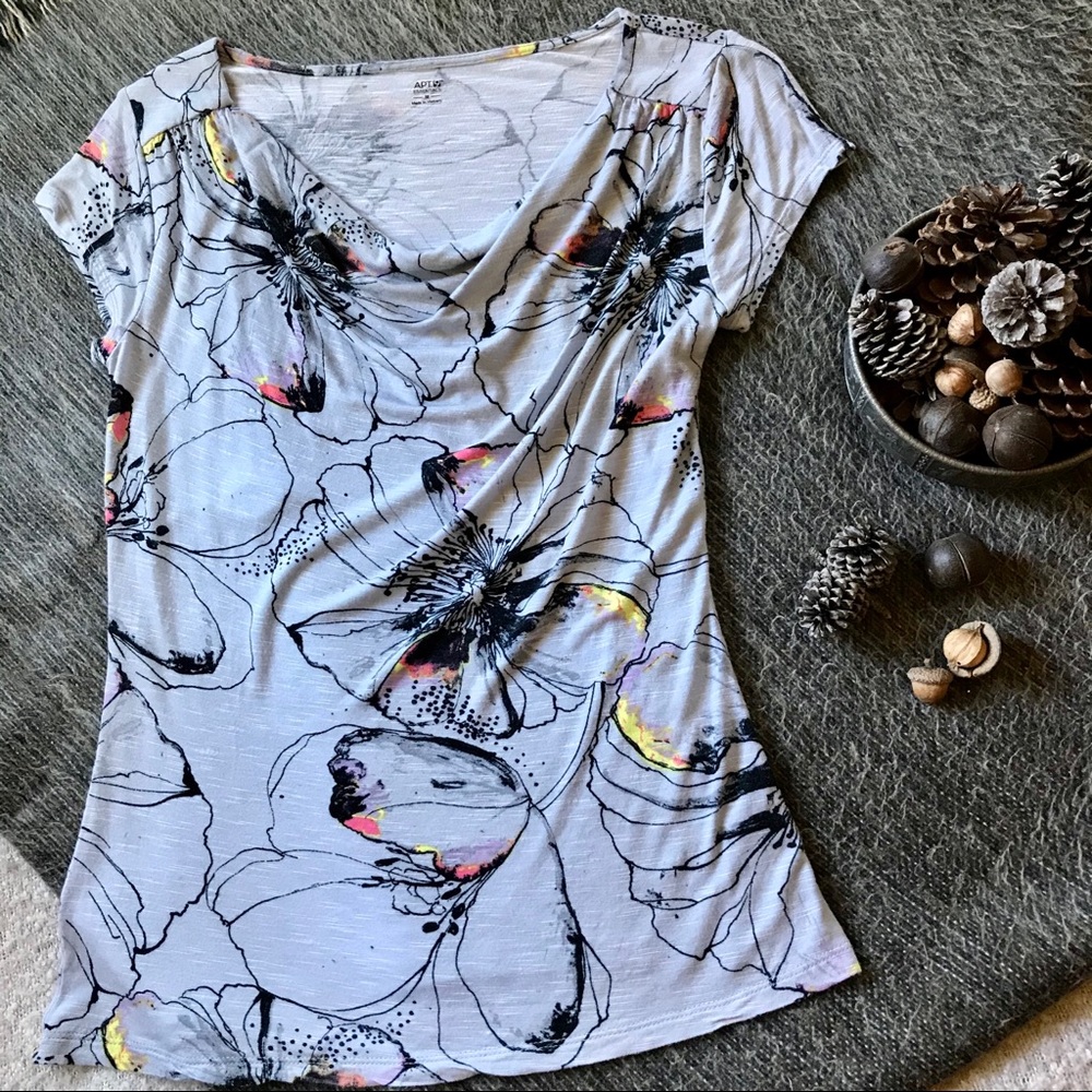 Apt 9 Women Abstract Floral Top Size M